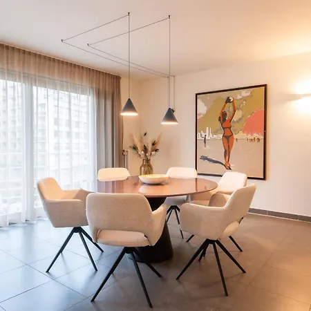 Papa Figos - Classy And Spacious 2 Bedroom Lägenhet *