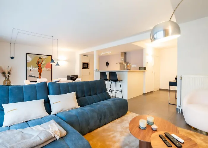 아파트 Papa Figos - Classy And Spacious 2 Bedroom 오스텐드